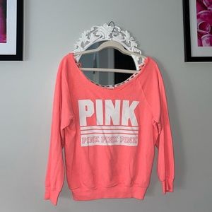 VS pink sweatshirt 🤩🤩